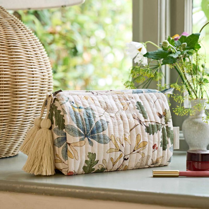 Sophie Allport Wash Bag - Quilted - Small - Orchard Birds image number 1